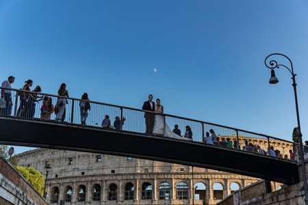 Love Bridge
